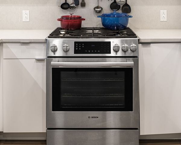 45 Lewis St 305, Boston, MA 02128