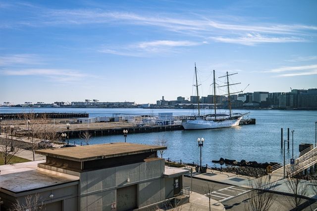 45 Lewis St 305, Boston, MA 02128