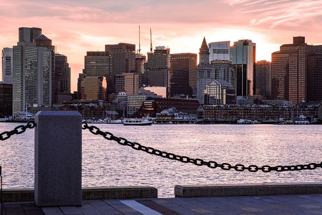 45 Lewis St 305, Boston, MA 02128