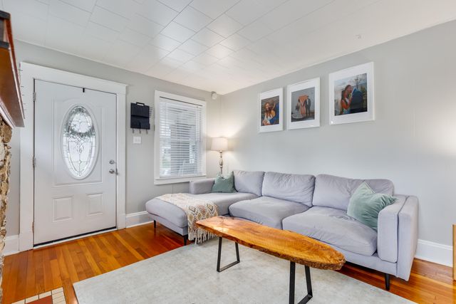 221 Roosevelt Avenue, Bellevue, KY 41073