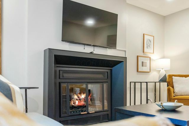 344 W 4th Avenue, Columbus, OH 43201