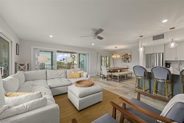 585 E Gulf DR A2, Sanibel, FL 33957