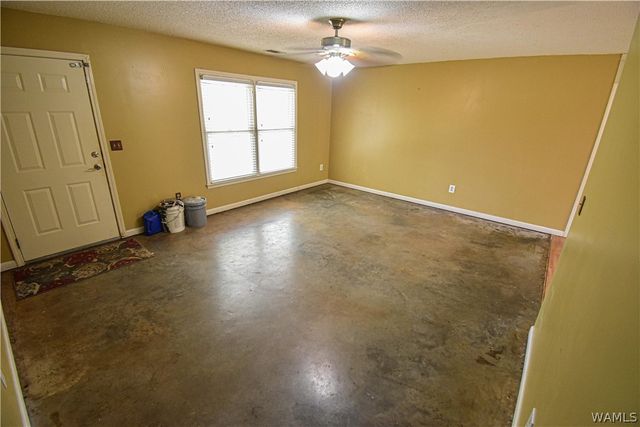 11322 Hen Smith, Vance, AL 35490