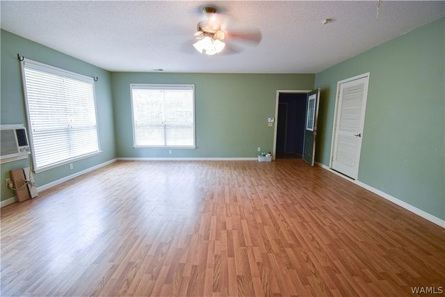 11322 Hen Smith, Vance, AL 35490