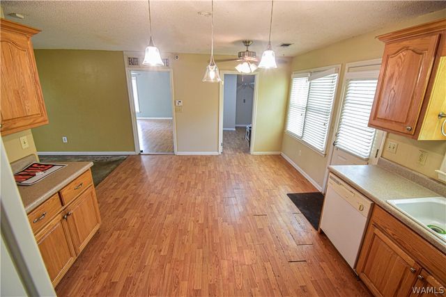 11322 Hen Smith, Vance, AL 35490