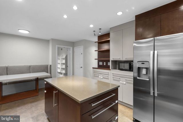 419 WATTS BRANCH PKWY, Potomac, MD 20854