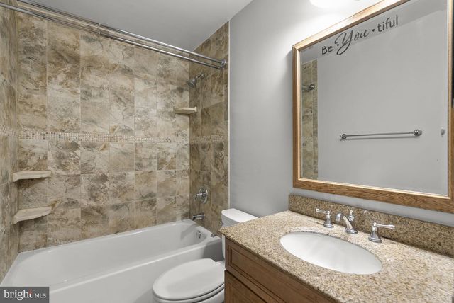 419 WATTS BRANCH PKWY, Potomac, MD 20854