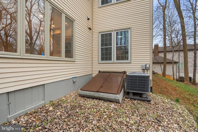 419 WATTS BRANCH PKWY, Potomac, MD 20854