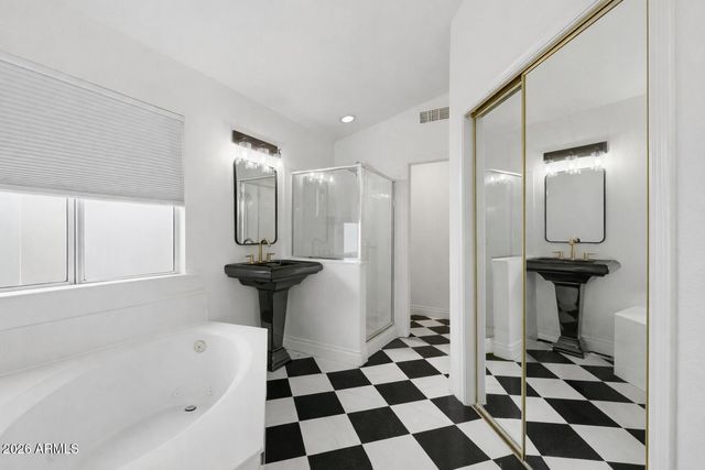 1345 E Silverwood Drive, Phoenix, AZ 85048