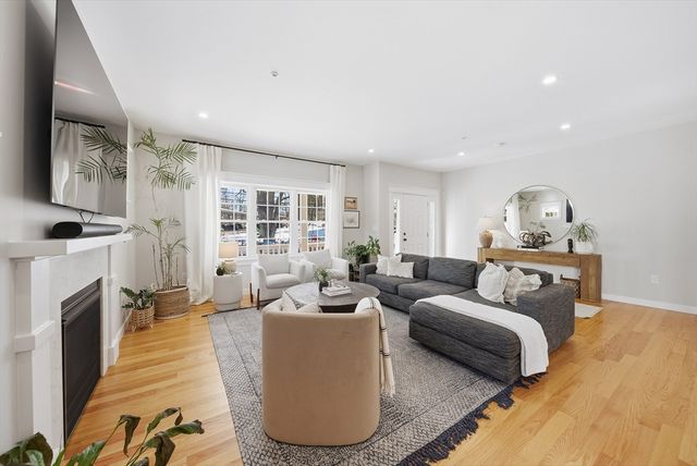 182 Main St 4, Acton, MA 01720