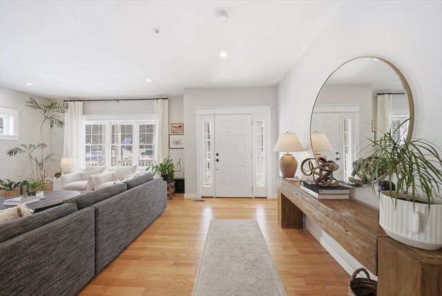 182 Main St 4, Acton, MA 01720