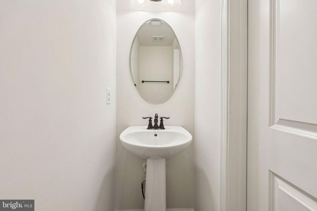 26052 BRAIDED MANE TER, Aldie, VA 20105