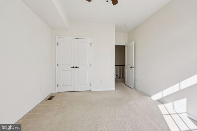 26052 BRAIDED MANE TER, Aldie, VA 20105