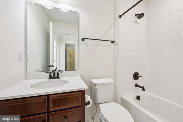 26052 BRAIDED MANE TER, Aldie, VA 20105