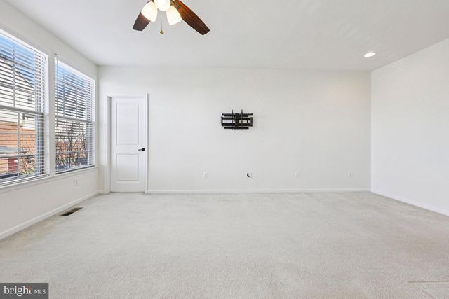 26052 BRAIDED MANE TER, Aldie, VA 20105