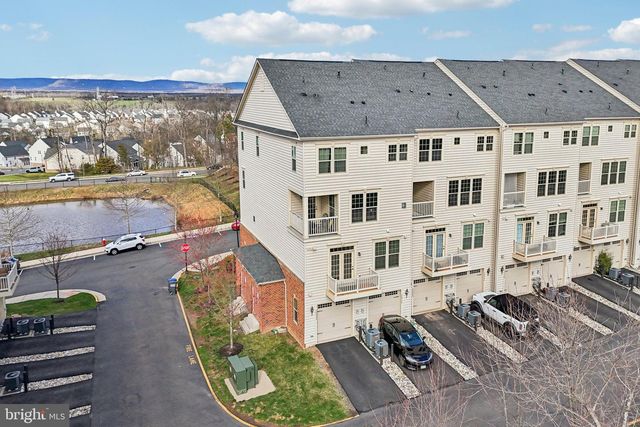 26052 BRAIDED MANE TER, Aldie, VA 20105