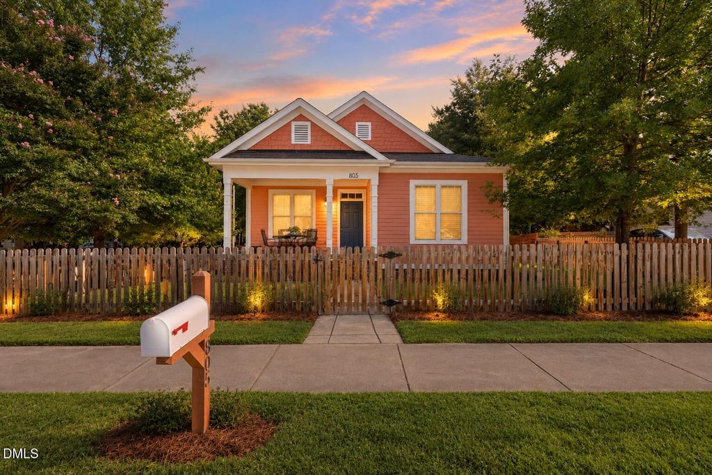 805 E Jones Street, Raleigh, NC 27601