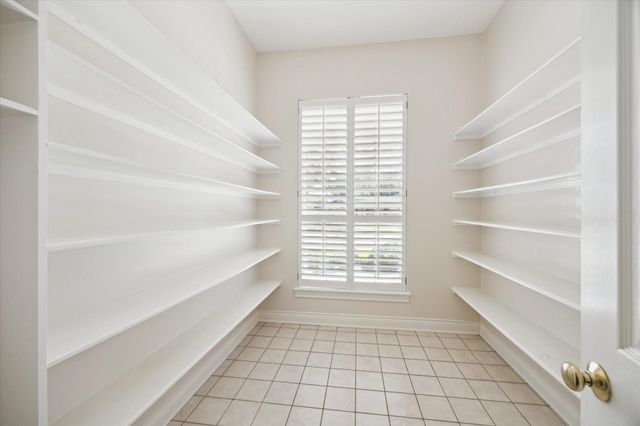 204 Duerr Drive, Bellville, TX 77418