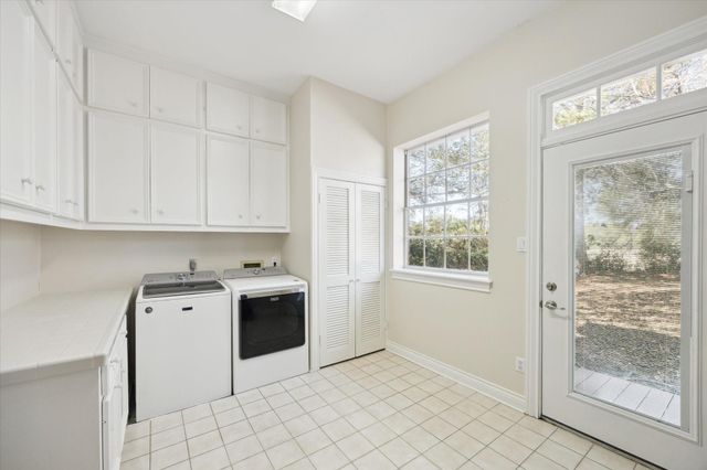 204 Duerr Drive, Bellville, TX 77418