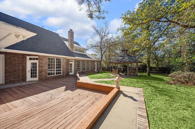 204 Duerr Drive, Bellville, TX 77418