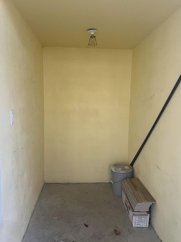 4210 Gator Trace Avenue F, Fort Pierce, FL 34982