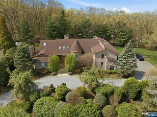291 Truman Drive, Cresskill, NJ 07626