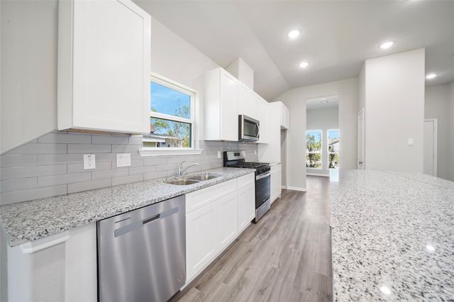 222 Spruce Lake Road, Houston, TX 77336