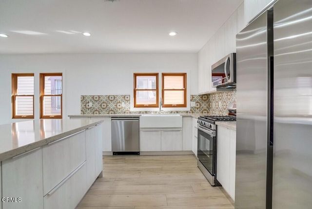 130 N Avenue 60, Los Angeles, CA 90042