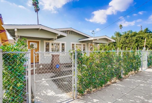 130 N Avenue 60, Los Angeles, CA 90042