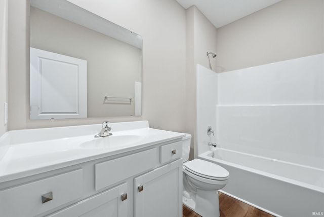993 Catesby Court, Fort Wayne, IN 46818