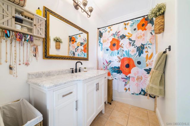 5320 Olive Hill Trl, Bonsall, CA 92003