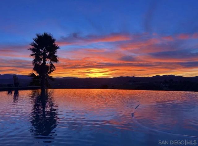 5320 Olive Hill Trl, Bonsall, CA 92003