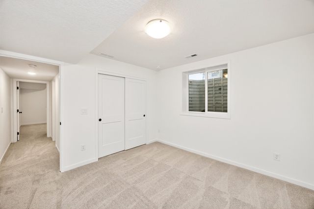 1028 NW MacArthur Lane, Waukee, IA 50263