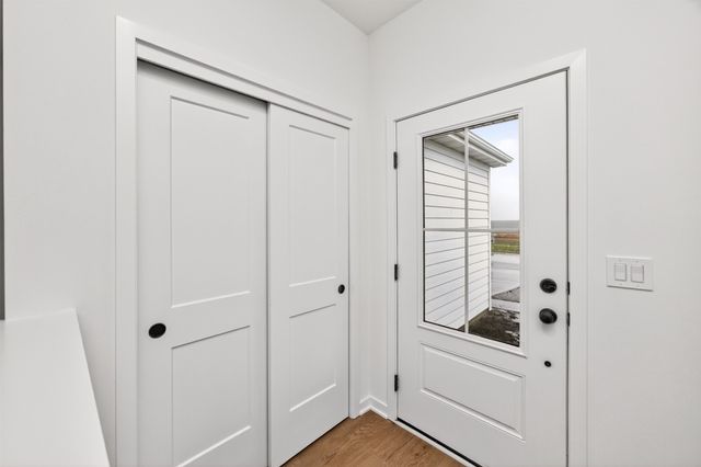 1028 NW MacArthur Lane, Waukee, IA 50263