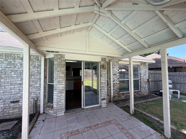 8316 Auburn Drive, Fort Worth, TX 76123