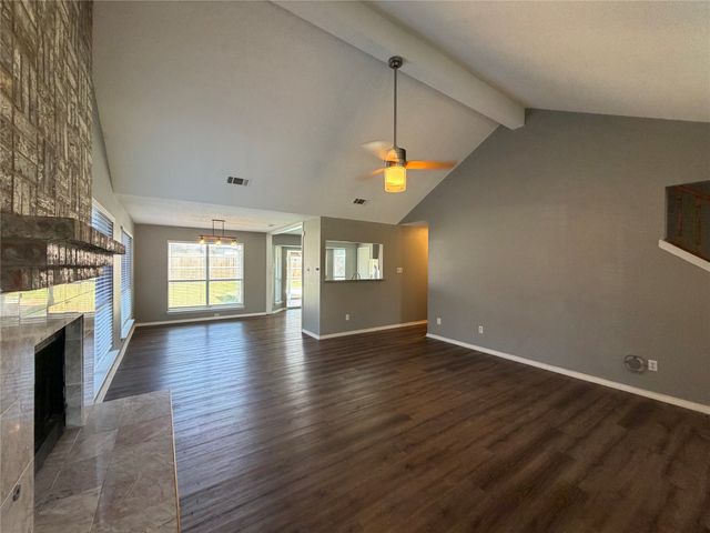 8316 Auburn Drive, Fort Worth, TX 76123