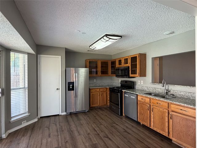 8316 Auburn Drive, Fort Worth, TX 76123