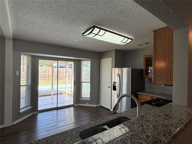 8316 Auburn Drive, Fort Worth, TX 76123