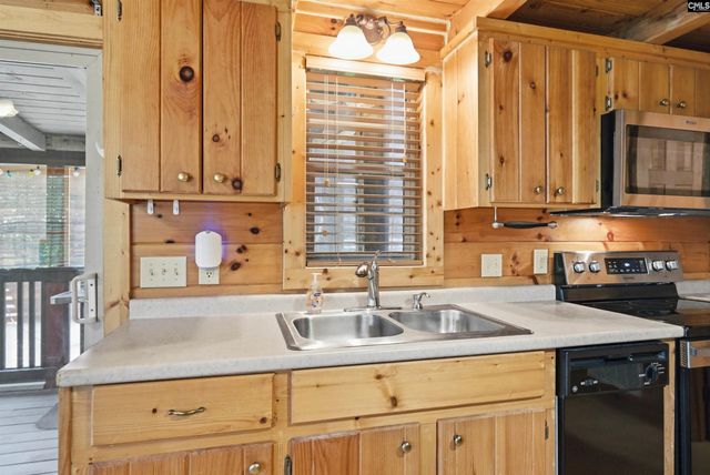 171 Marina Cove Drive, Gilbert, SC 29054