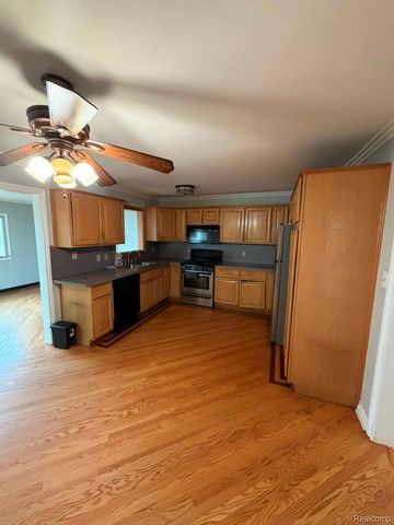13618 Irene Court, Warren, MI 48088