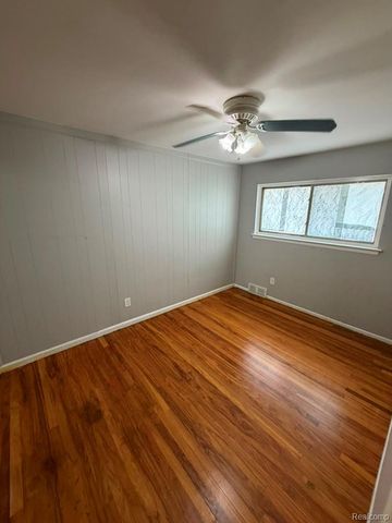 13618 Irene Court, Warren, MI 48088