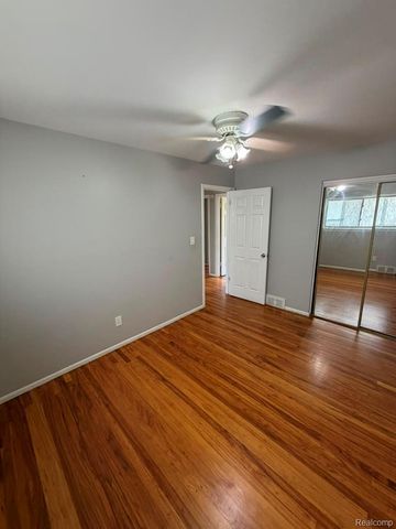 13618 Irene Court, Warren, MI 48088