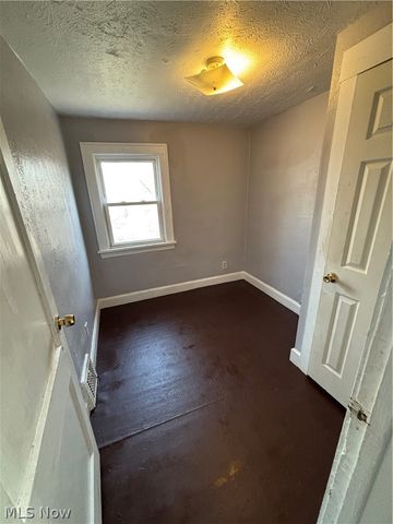 3919 E 99th Street, Cleveland, OH 44105