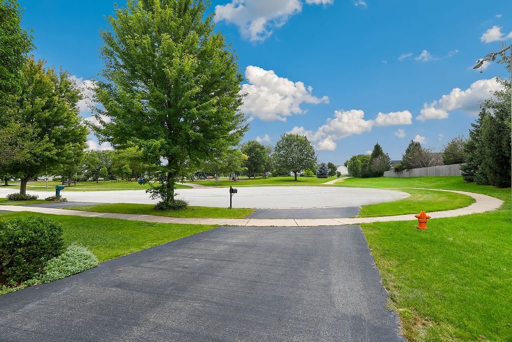 3543 Fairmont Avenue, Naperville, IL 60564 — photo 3