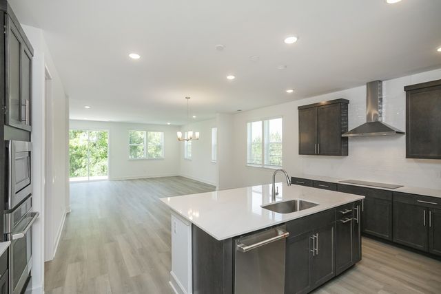 136 West Cassa Way, Mount Juliet, TN 37122