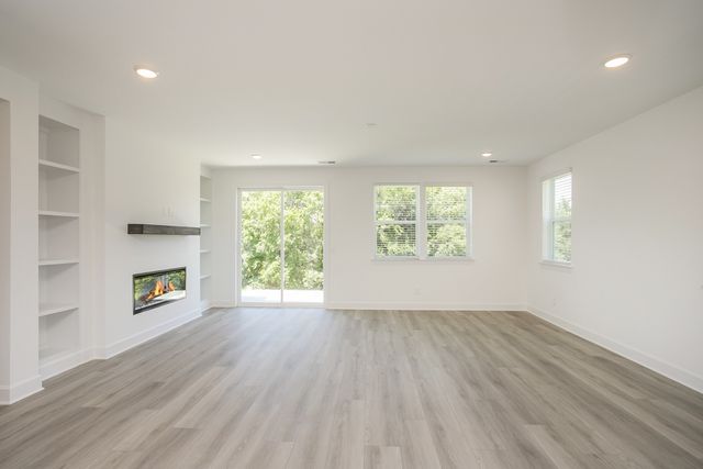 136 West Cassa Way, Mount Juliet, TN 37122