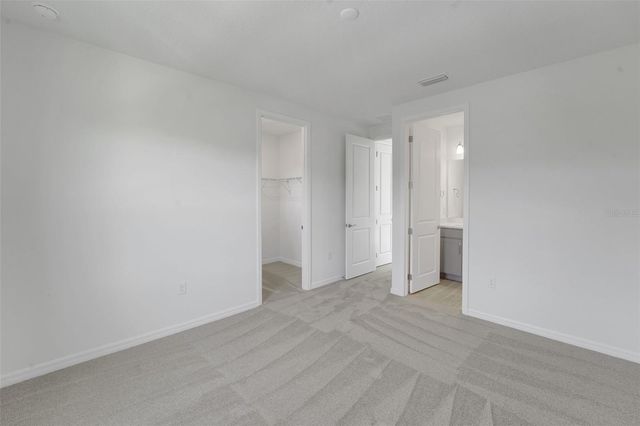 17553 VALLEYWOOD PARKWAY, Land O Lakes, FL 34638