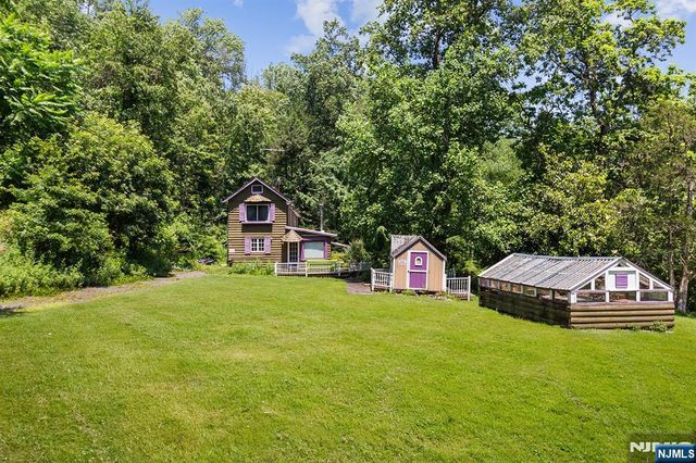 77 Voorhis Road, Kinnelon Borough, NJ 07035