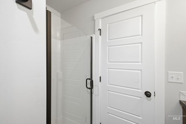 4262 E Rincon Dr, Meridian, ID 83642