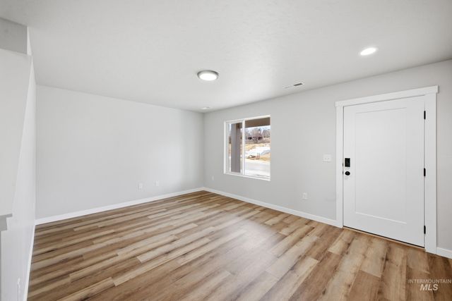 4262 E Rincon Dr, Meridian, ID 83642
